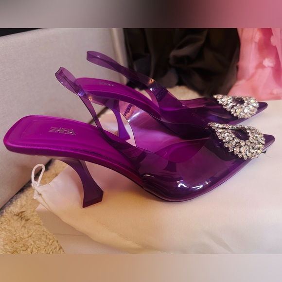 ZARA embellished vinyl heels - Picture 6 of 6